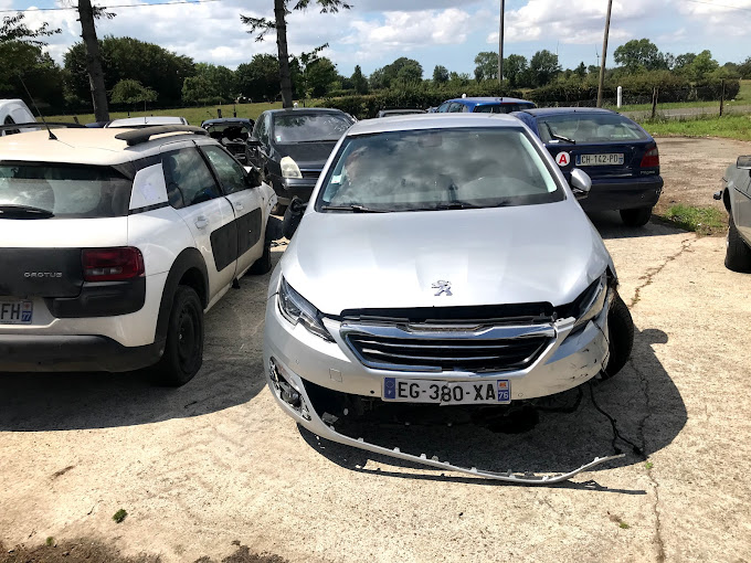 Aperçu des activités de la casse automobile MI AUTO située à STAINS (93240)